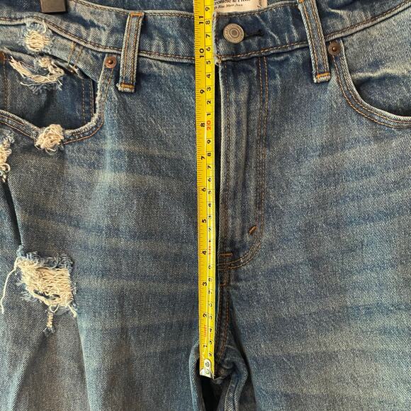 Abercrombie & Fitch High Rise Mom Jean Distressed Medium Wash Women 10 / 30 Long - Picture 12 of 13